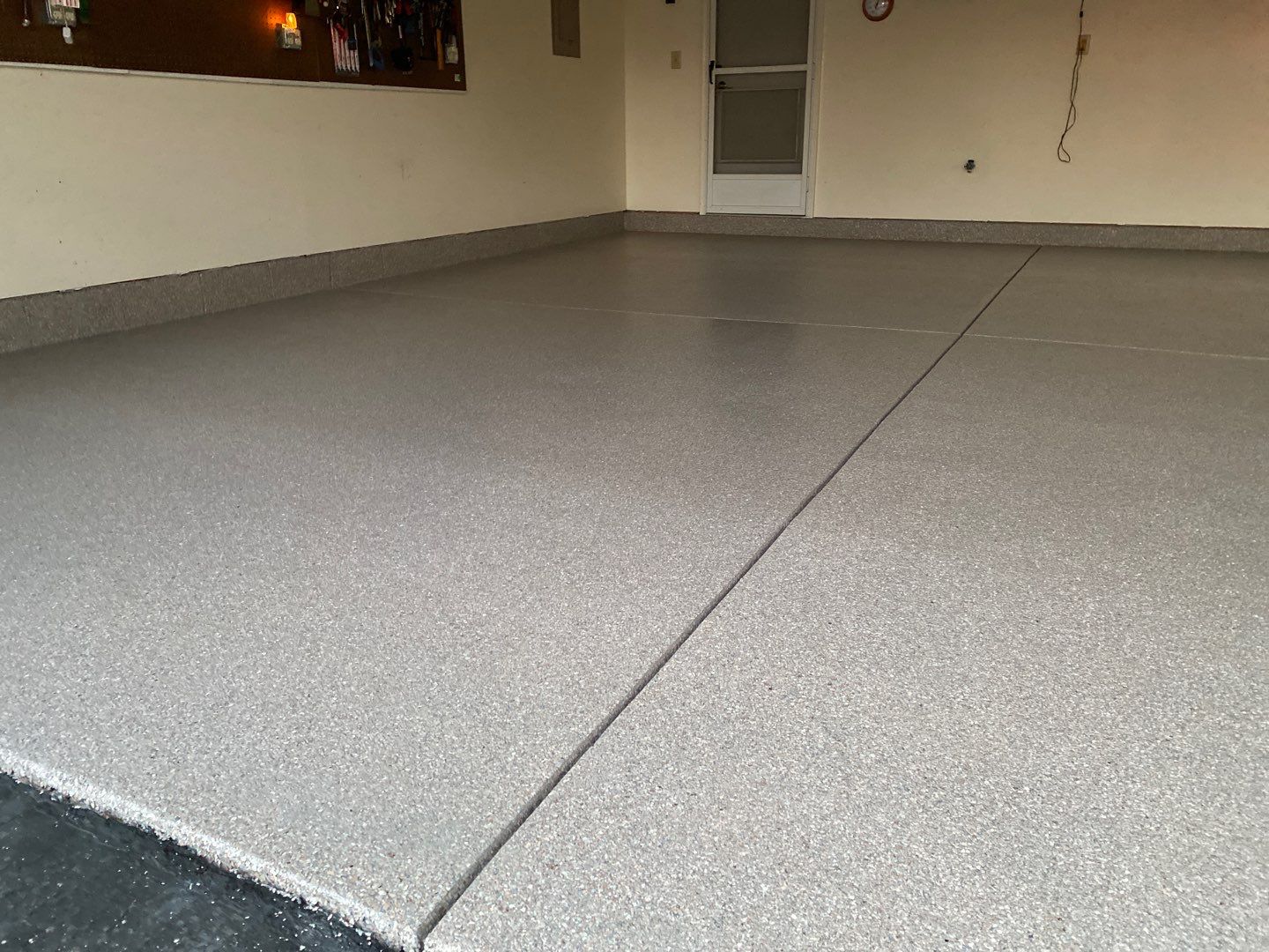 Chip and Flake Floor Coating cost Garage Floor Masters Knoxville, TN